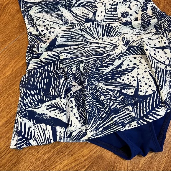 Rose.Marie.Reid Blue white Floral Tropical Print Swimsuit size S - Picture 5 of 9